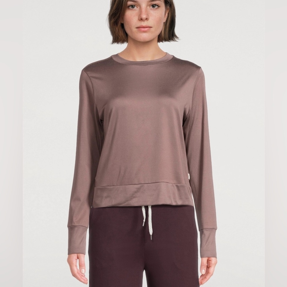 Vuori Long Sleeve Tee in Mauve Taupe